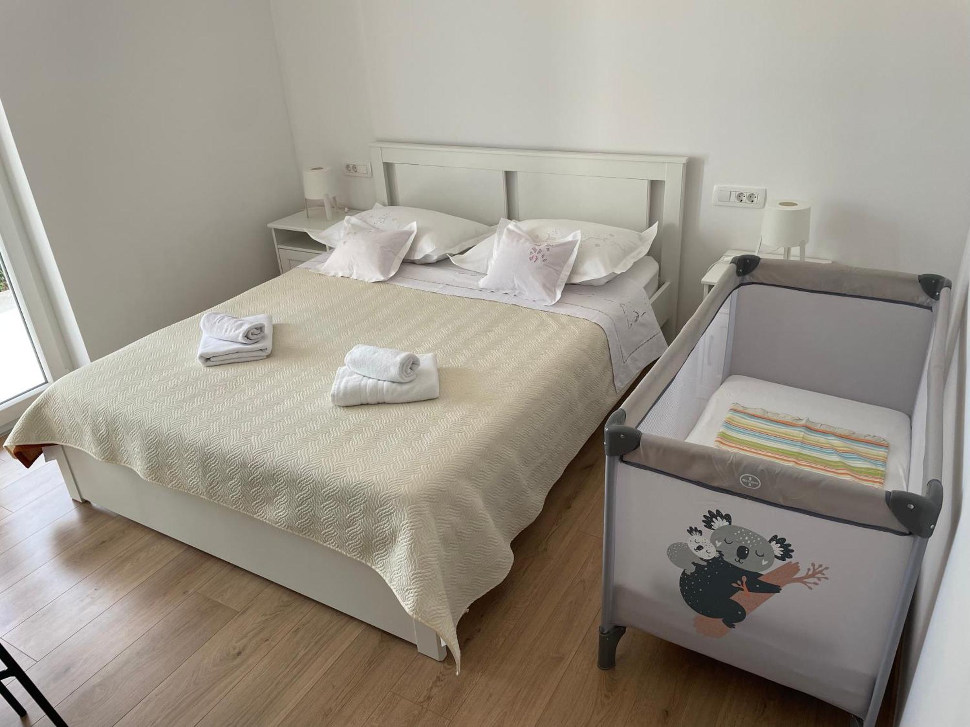 Apartments Tom Міміце Екстер'єр фото